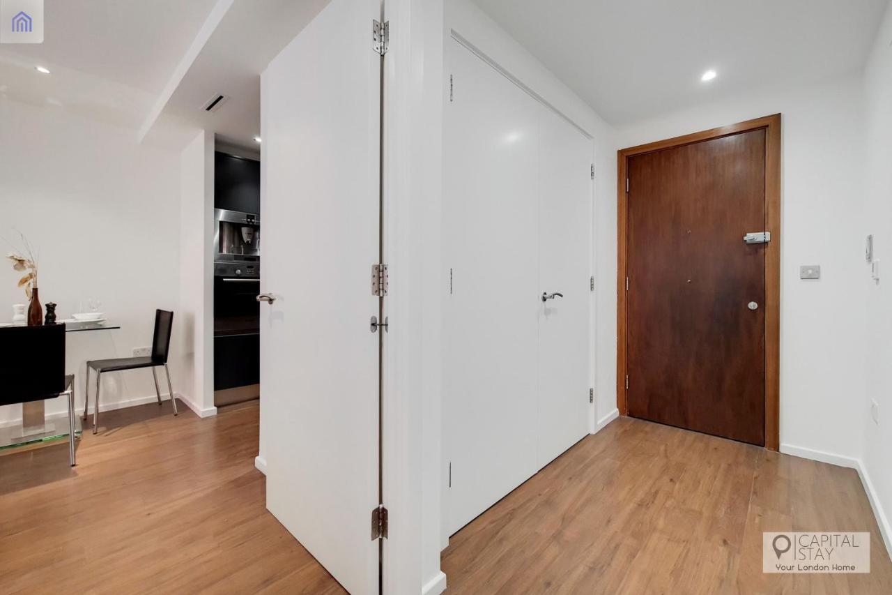 Two Bedroom Apartment - London Excel Stays Exterior photo